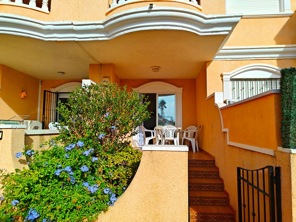 Apartment in Orihuela Costa, Alicante - photo 2