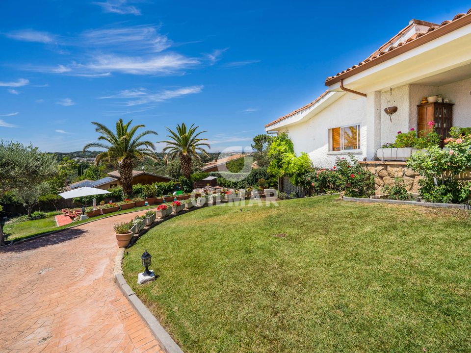 Villa i Ciudad Santo Domingo, Madrid - foto 1