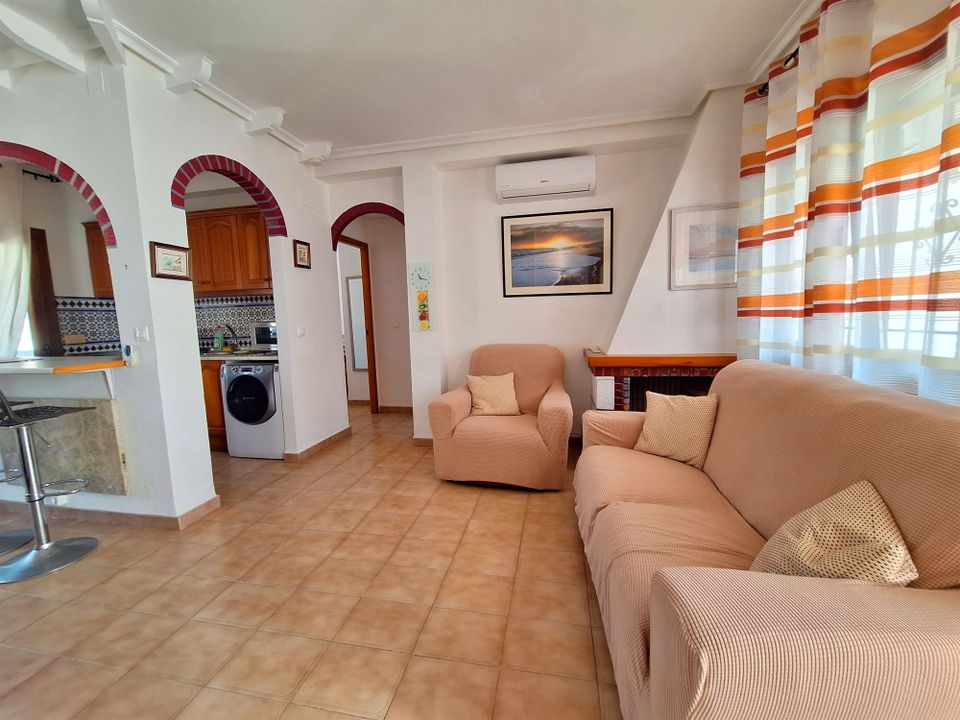 Apartment in Punta Prima, Alicante - photo 5