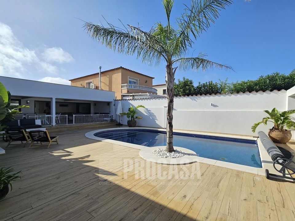 Villa i Empuriabrava, Gerona - foto 4