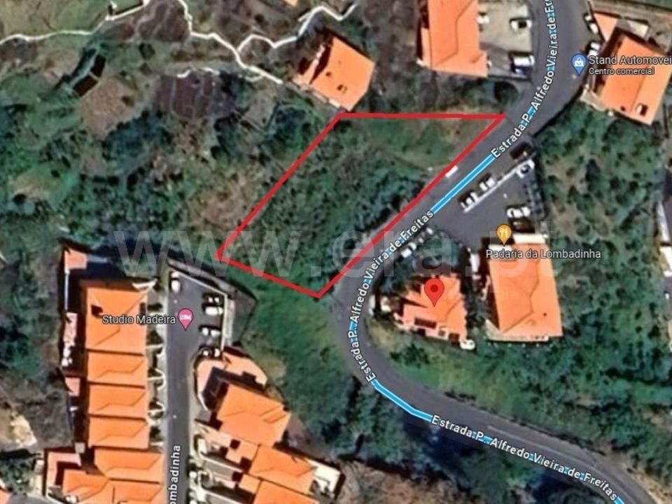 Helårsgrund i Santa Cruz, Madeira - foto 1