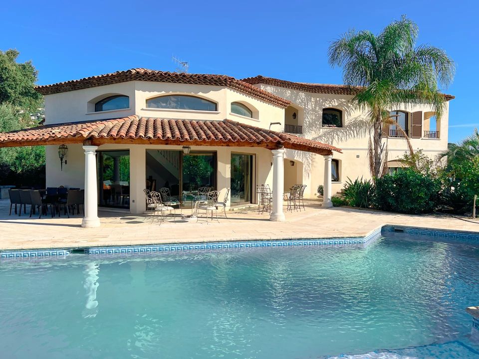 Villa i Mandelieu-la-Napoule, Alpes-Maritimes - foto 2