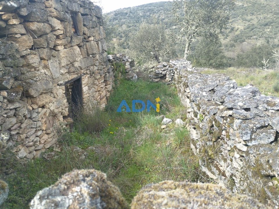 Helårsgrund i Castelo Mendo, Guarda - foto 2