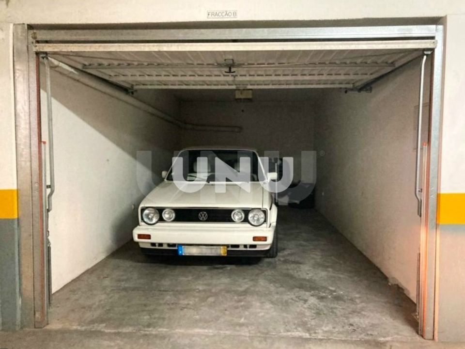 Garage i Viseu, Viseu - foto 1