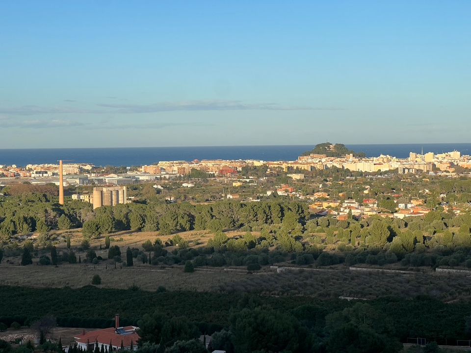Helårsgrund i Denia, Alicante - foto 1