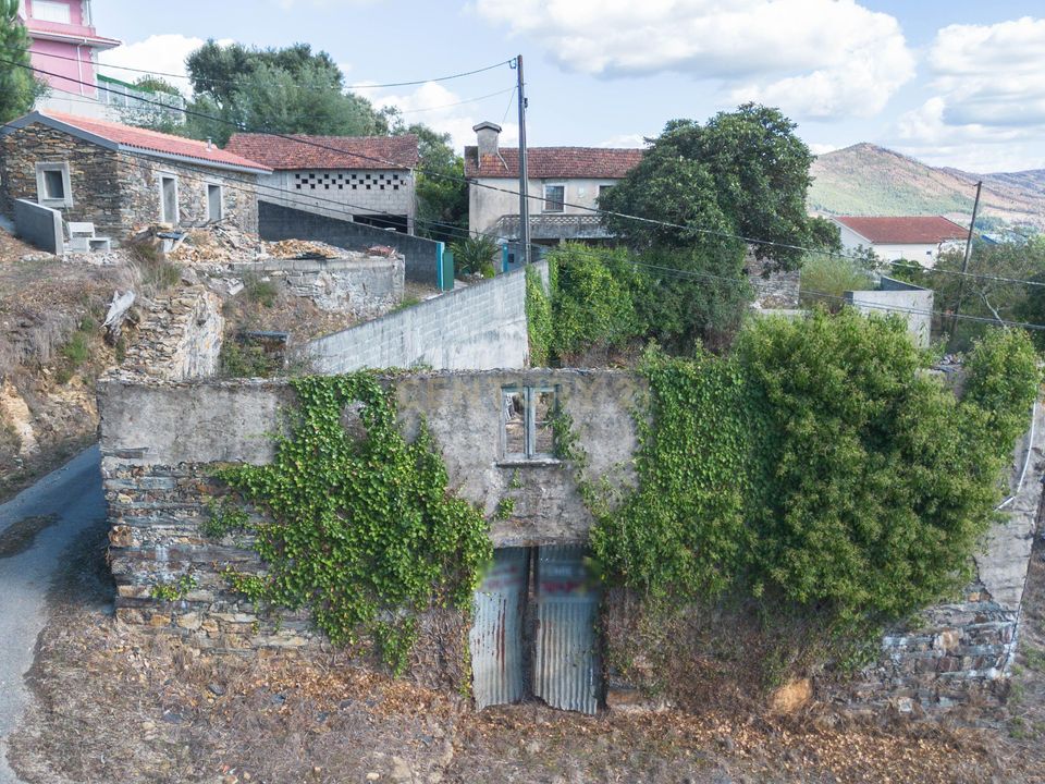 Helårsgrund i Aguiar de Sousa, Porto - foto 4