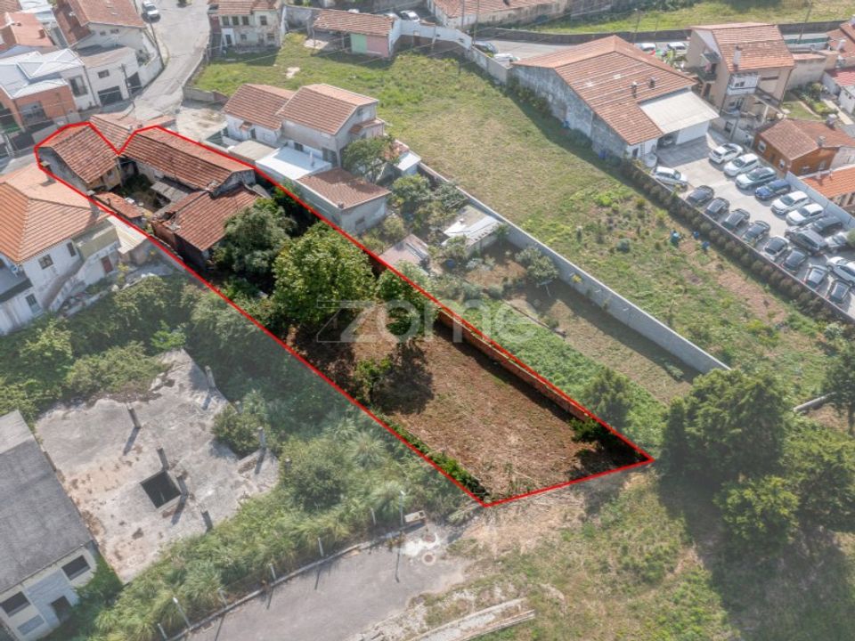 Helårsgrund i Espinho, Aveiro - foto 1