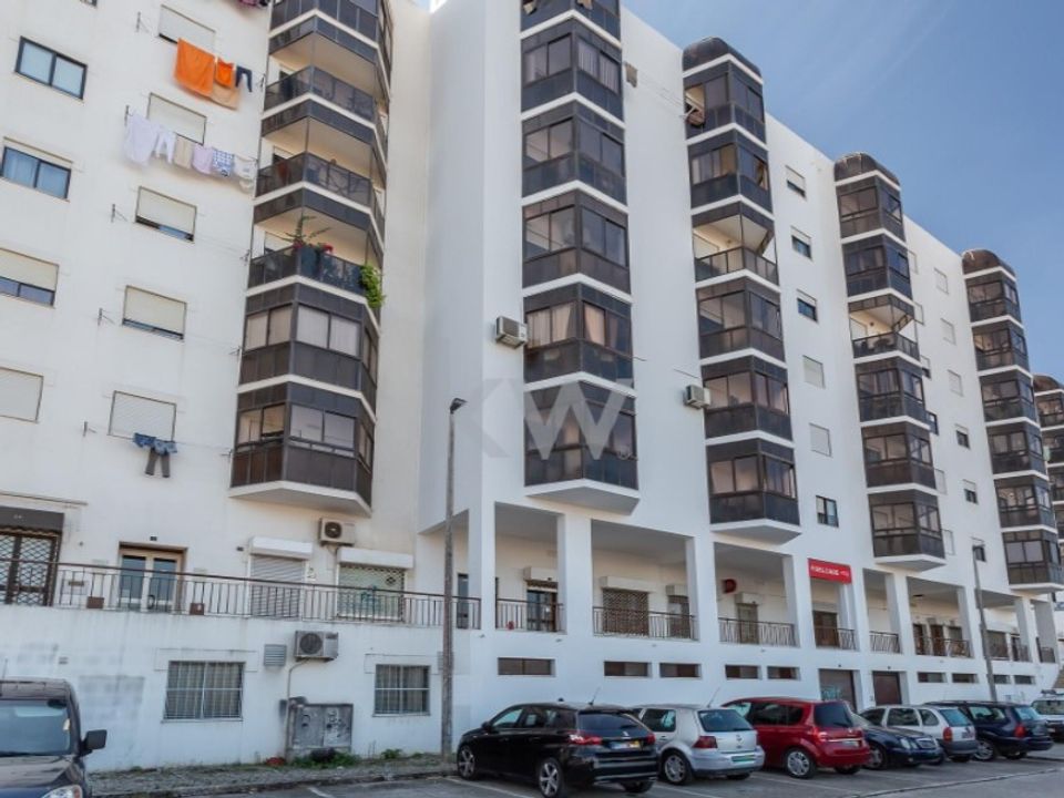 Erhvervsejendom i Barreiro, Setubal - foto 1