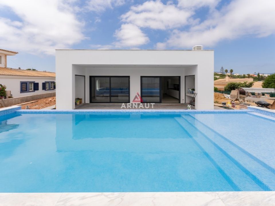 Villa i Mexilhoeira Grande, Faro - foto 4