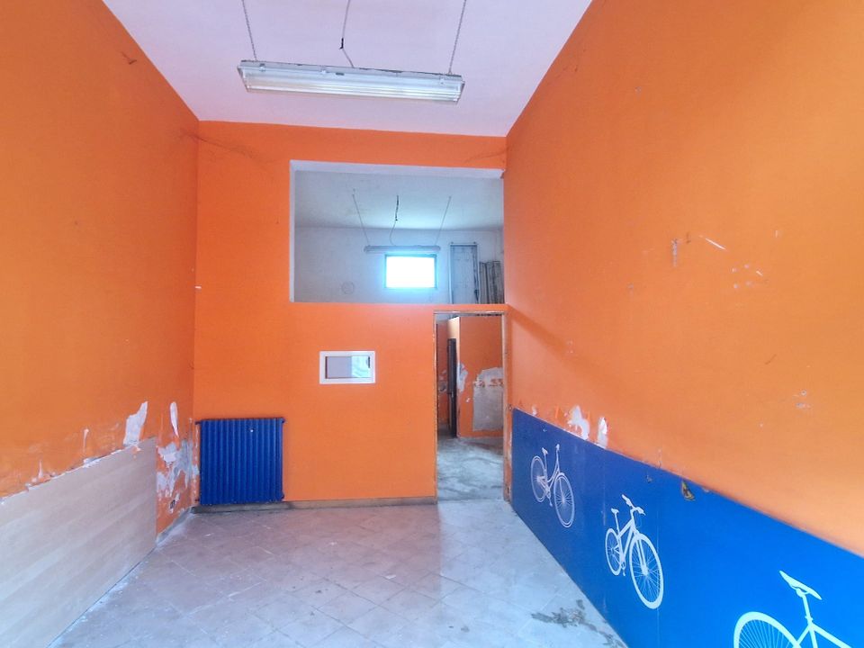 Erhvervsejendom i Avellino city, Avellino - foto 3