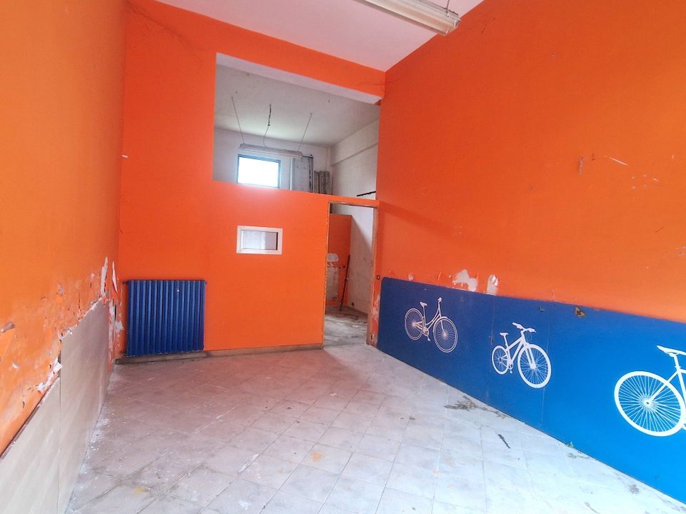 Erhvervsejendom i Avellino city, Avellino - foto 4