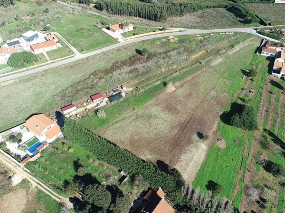 Helårsgrund i Carvalhal, Leiria - foto 1