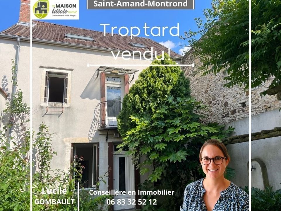 Town house in Saint-Amand-Montrond, Cher - photo 1