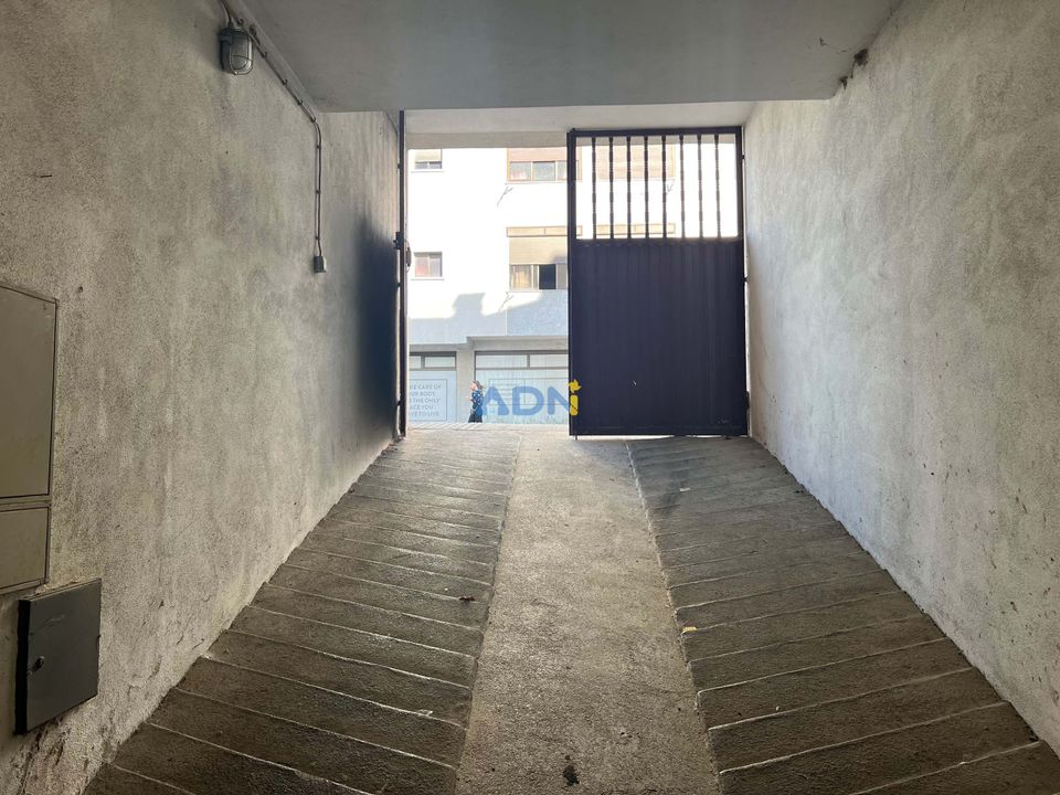 Garaje en Castelo Branco, Castelo Branco - foto 4