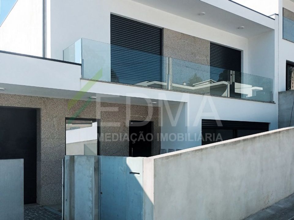 Byhus i Vila Nova de Famalicao, Braga - foto 1