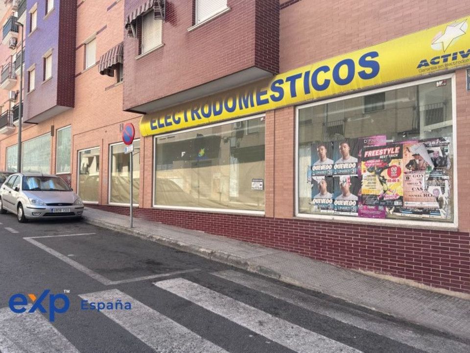 Erhvervsejendom i Linares, Jaen - foto 3