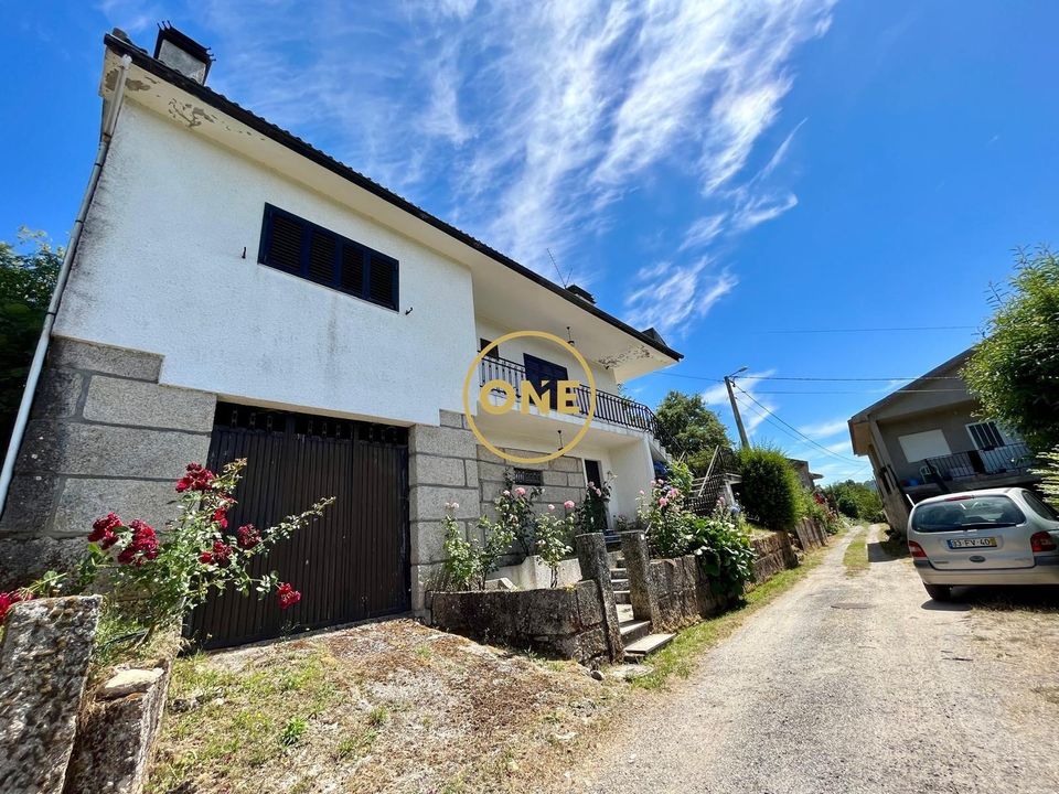 Byhus i Alijo, Vila Real - foto 1