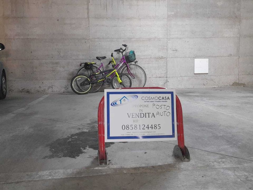 Garage i Pescara, Pescara - foto 1