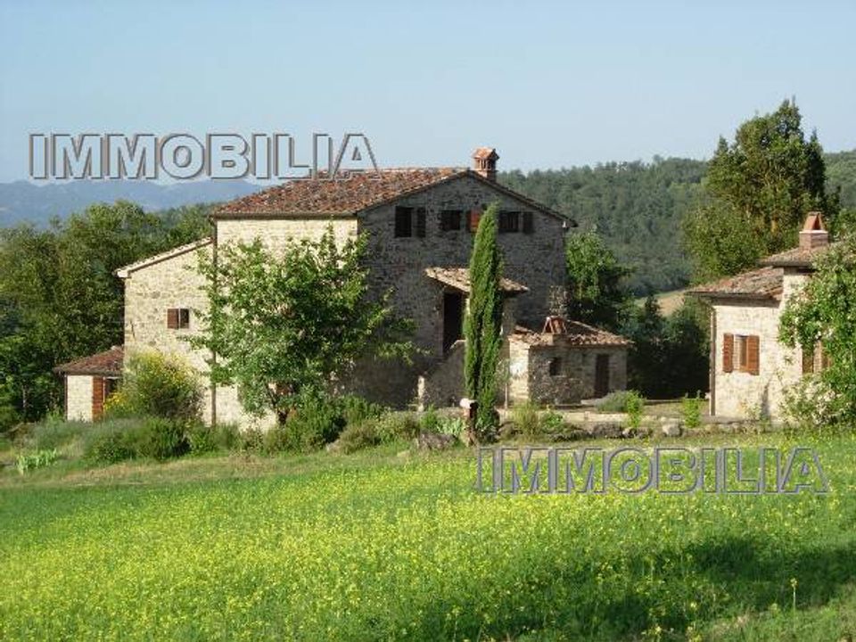 Landejendom i Monterchi, Arezzo - foto 1