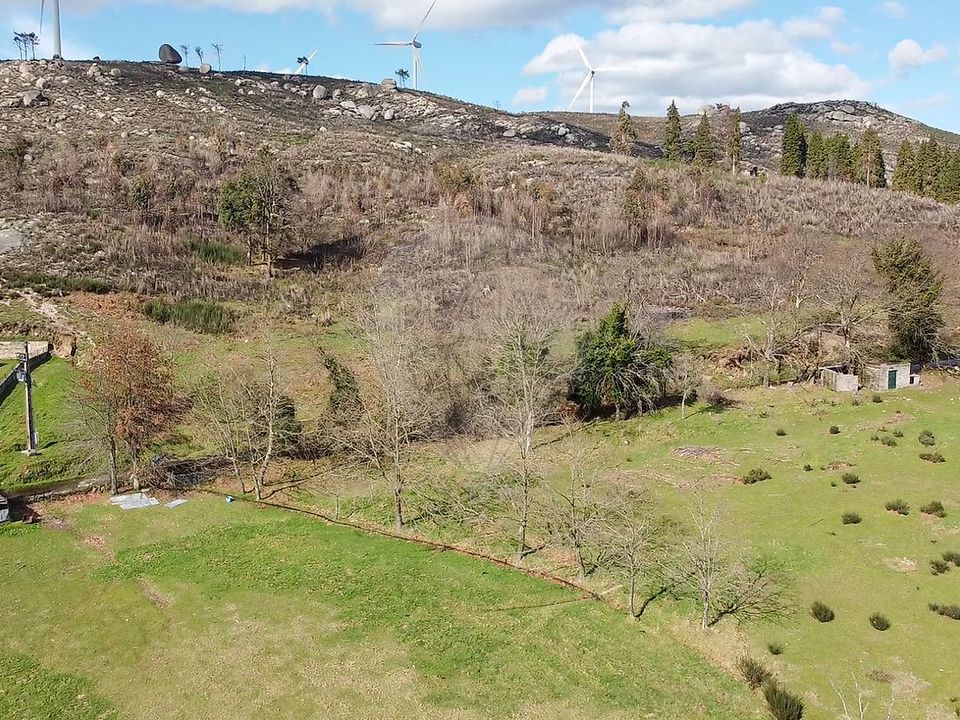 Helårsgrund i Celorico de Basto, Braga - foto 1