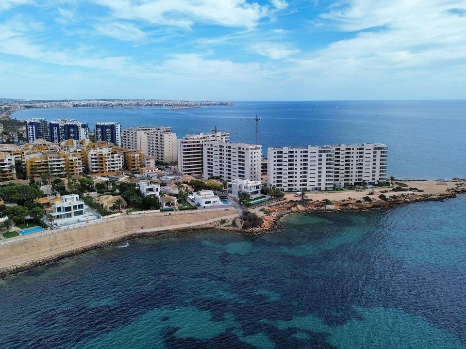 Lejlighed i Torrevieja, Alicante - foto 1