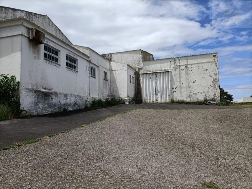 Erhvervsejendom i Vila da Praia da Vitoria, Terceira - foto 4