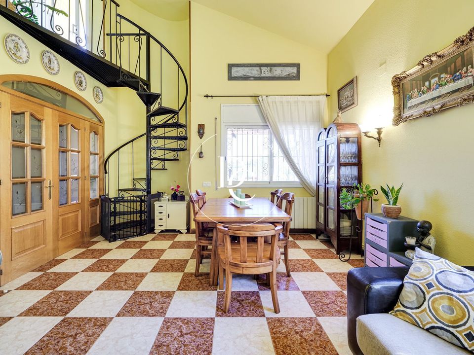 Villa i Canyelles, Barcelona - bilde 4