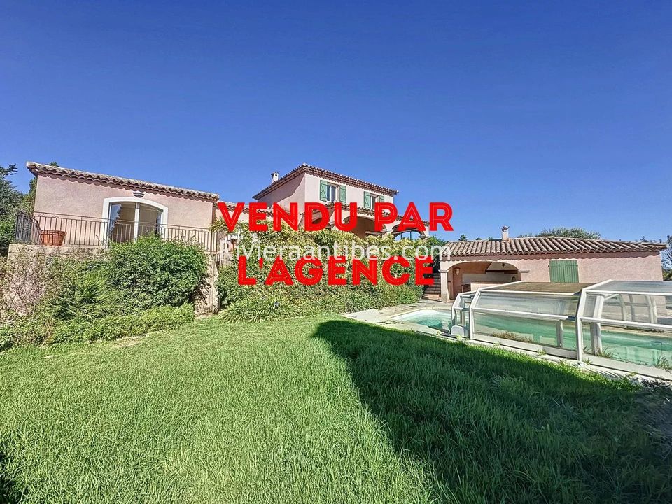Villa i Antibes, Alpes-Maritimes - foto 1