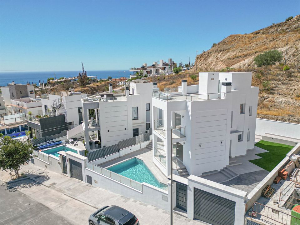 Villa i Nerja, Malaga - foto 1
