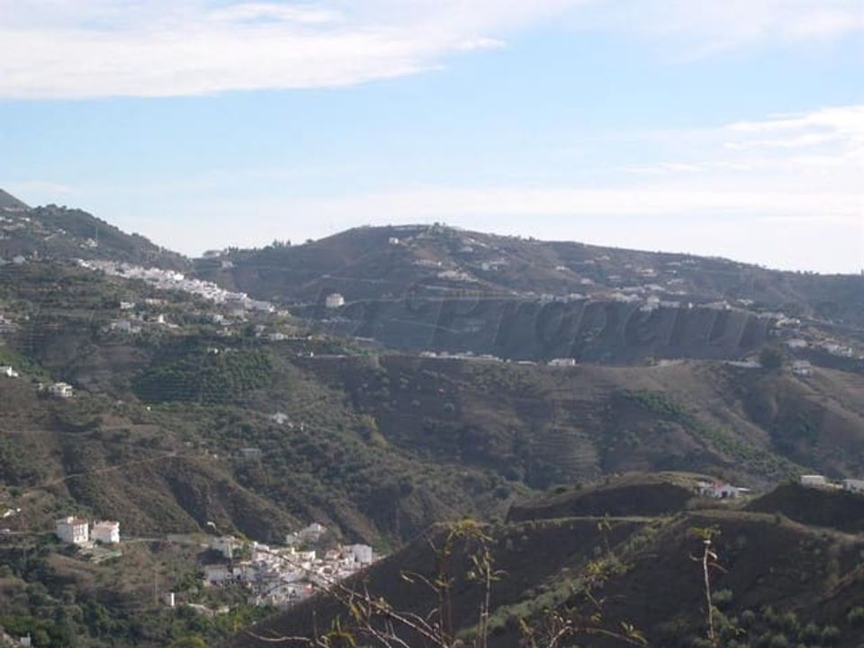 Helårsgrund i Canillas De Albaida, Malaga - foto 2