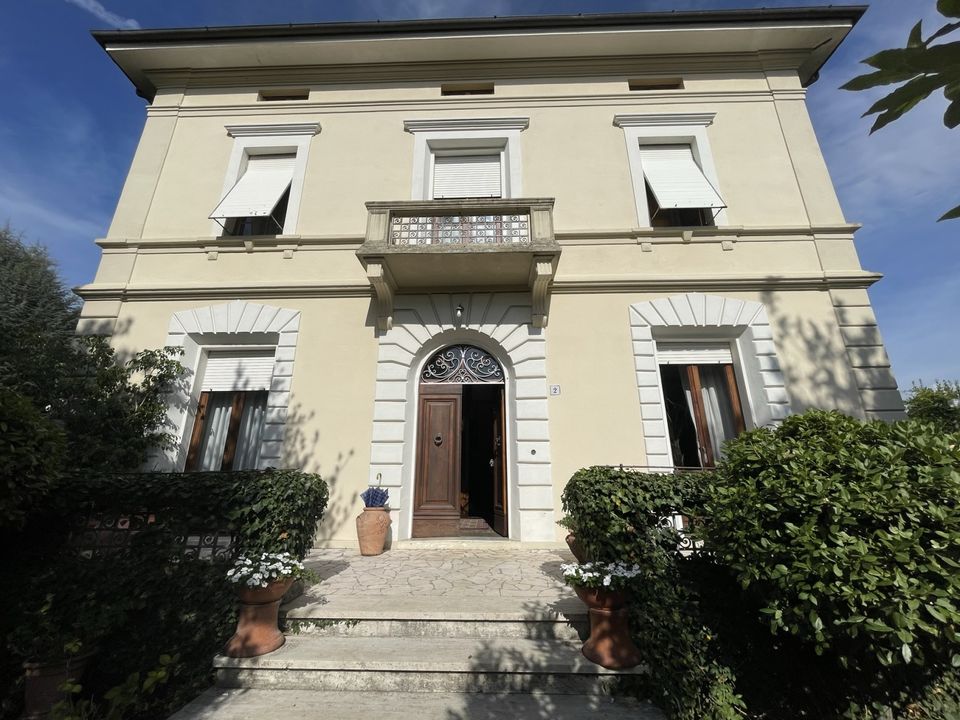 Villa i Barga, Lucca - bilde 1