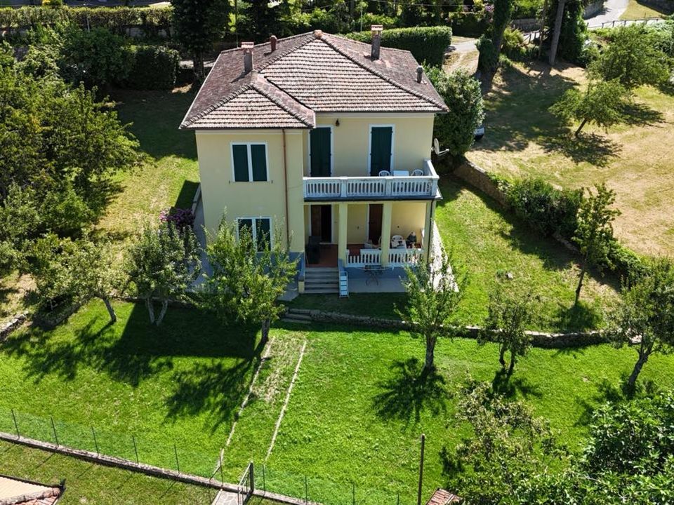 Villa i Piazza Al Serchio, Lucca - foto 1
