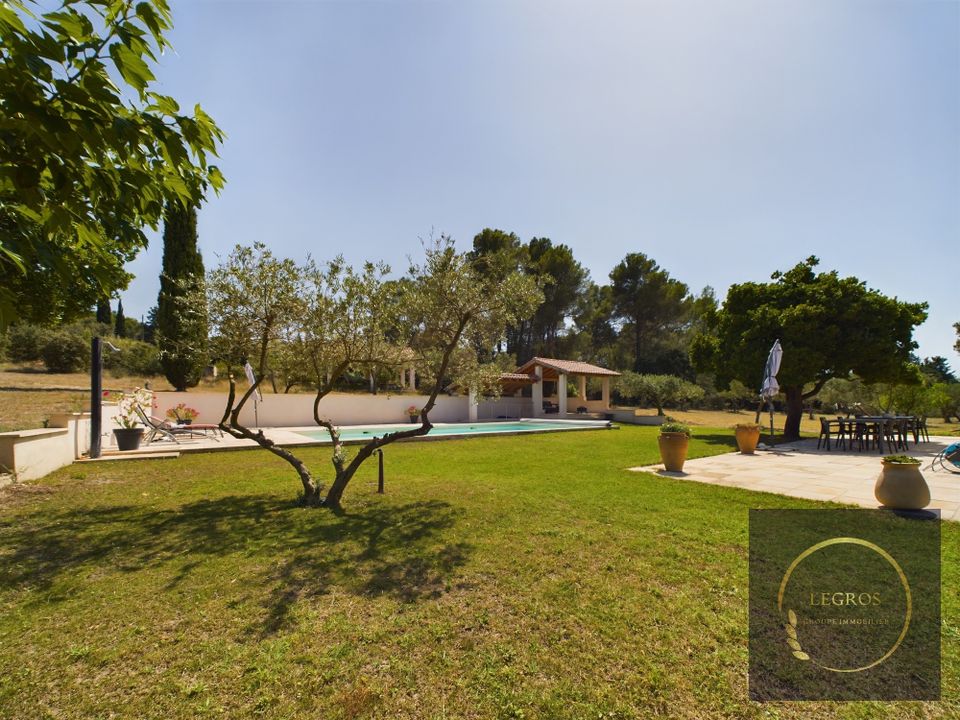 Villa i Eyragues, Bouches-du-Rhone - foto 1