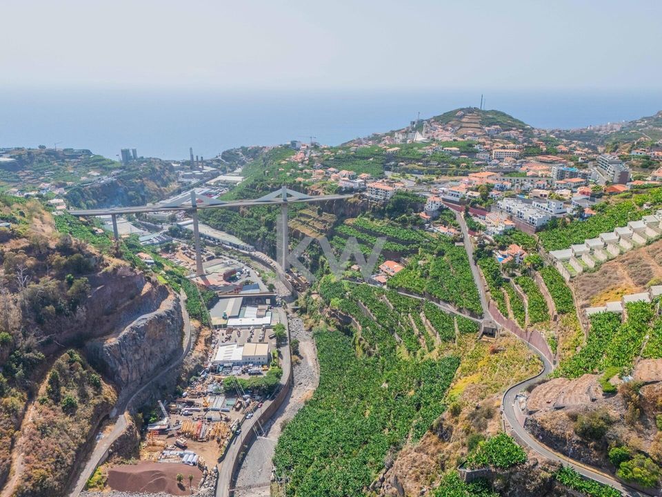 Helårsgrund i Camara de Lobos, Madeira - foto 2