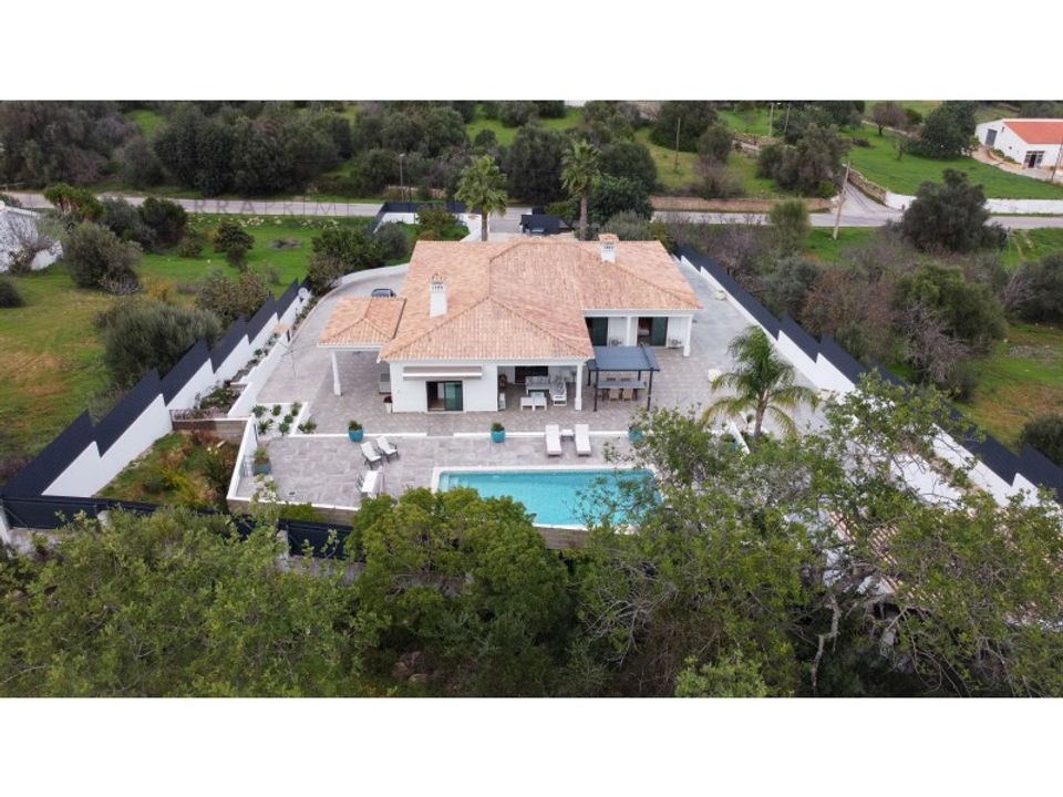 Villa i Boliqueime, Faro - foto 1