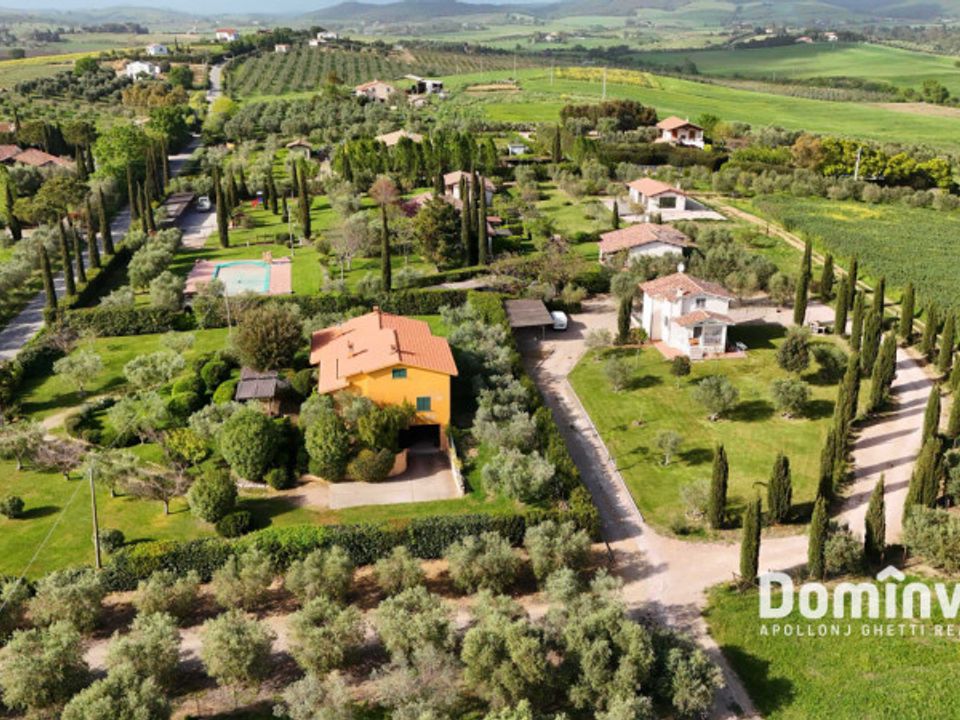 Villa i Montalto di Castro, Viterbo - foto 2