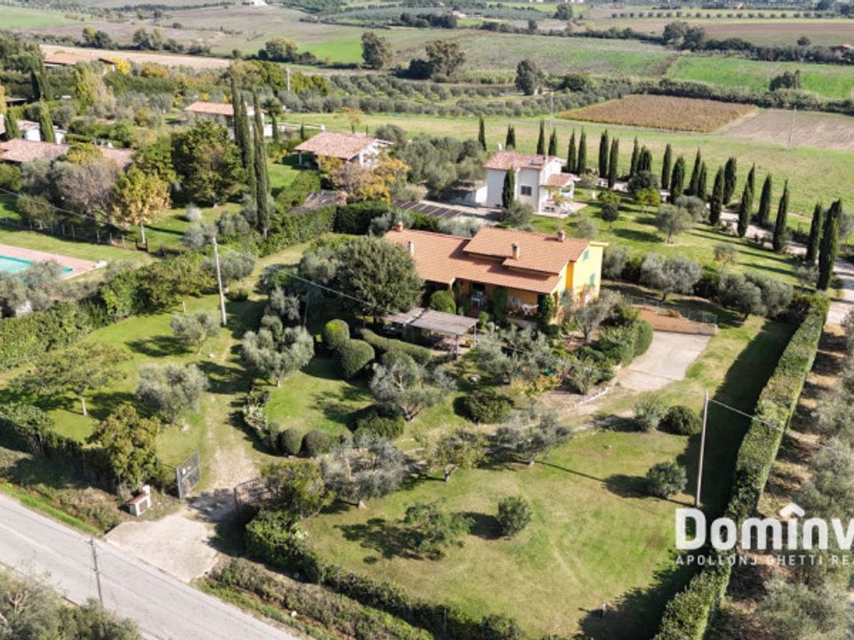 Villa i Montalto di Castro, Viterbo - foto 5