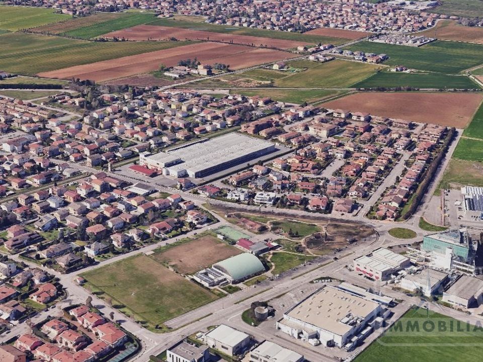 Erhvervsejendom i Curtatone, Mantua - foto 3