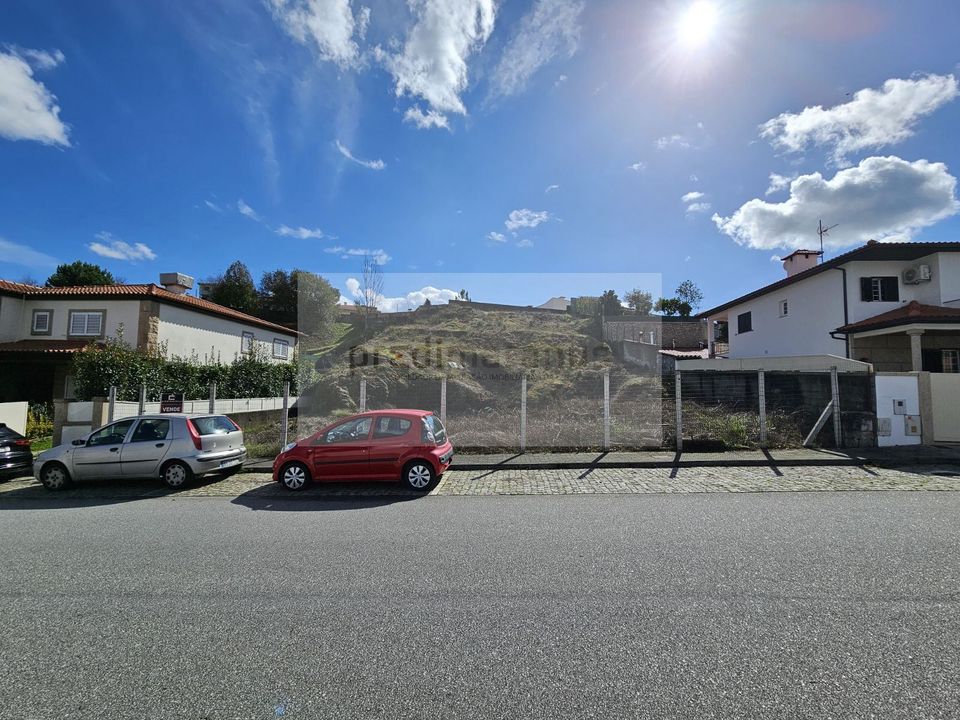 Helårsgrund i Amarante, Porto - foto 2