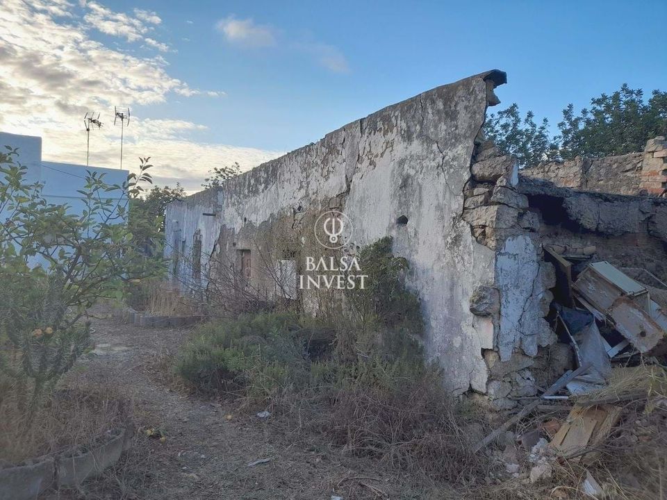 Helårsgrund i Santa Barbara de Nexe, Faro - foto 2