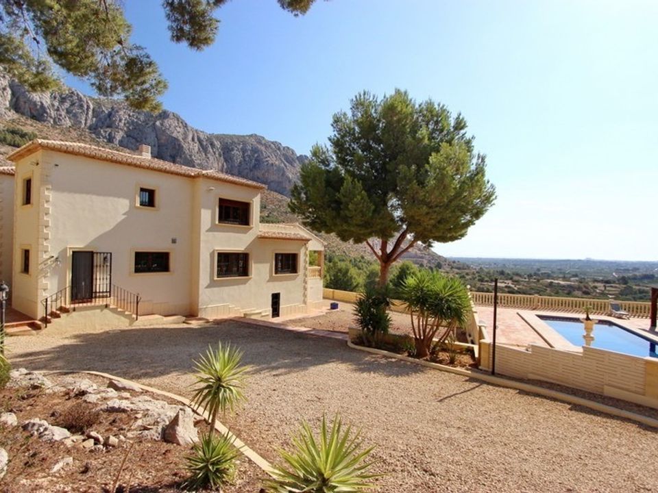 Villa i Beniarbeig, Alicante - foto 1