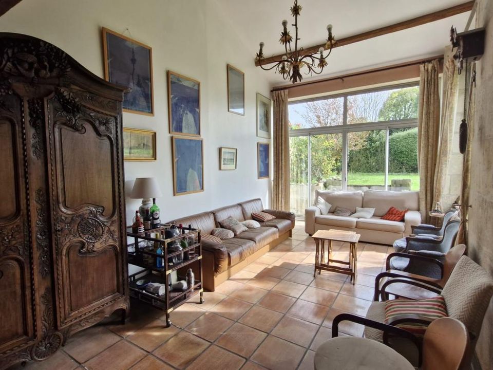 Herregård i Mortagne-sur-Gironde, Charente-Maritime - bilde 1