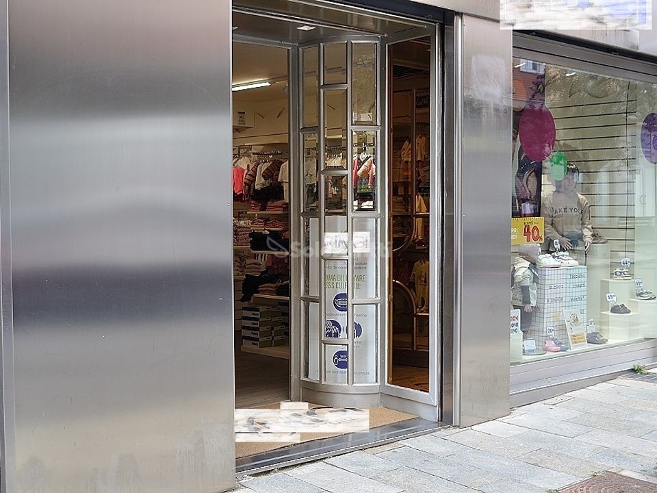 Erhvervsejendom i Settimo Torinese, Turin - foto 1