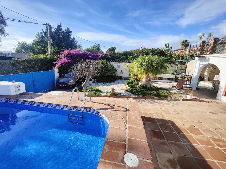 Villa i Nerja, Malaga - foto 1