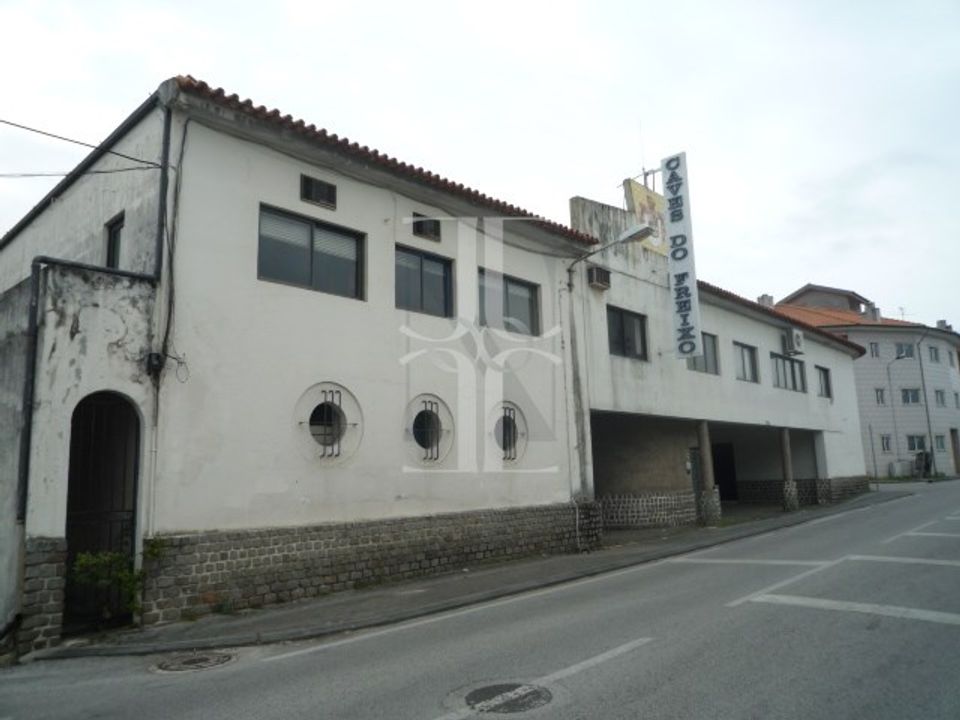 Erhvervsejendom i Sangalhos, Aveiro - foto 4