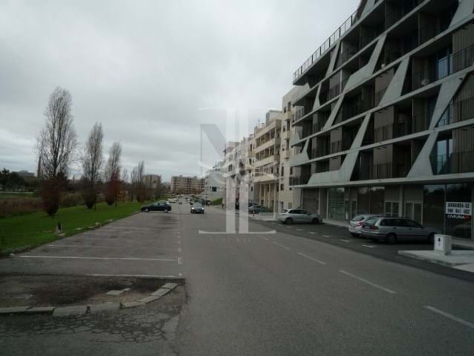 Erhvervsejendom i Aveiro, Aveiro - foto 4