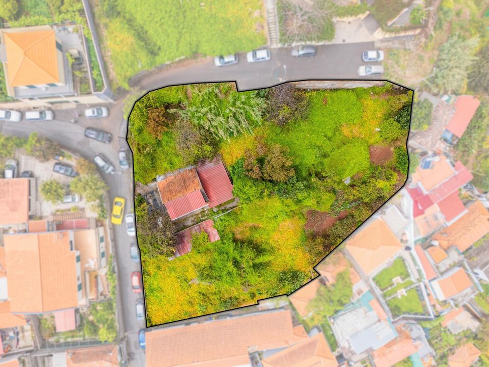 Helårsgrund i Funchal, Madeira - foto 1