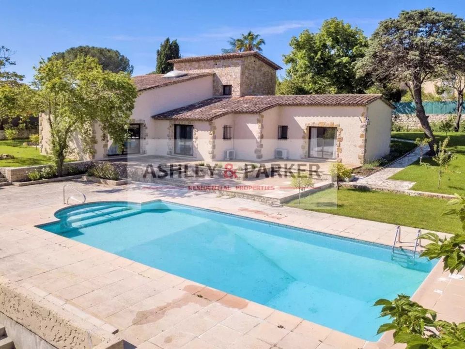 Villa i Valbonne, Alpes-Maritimes - foto 1