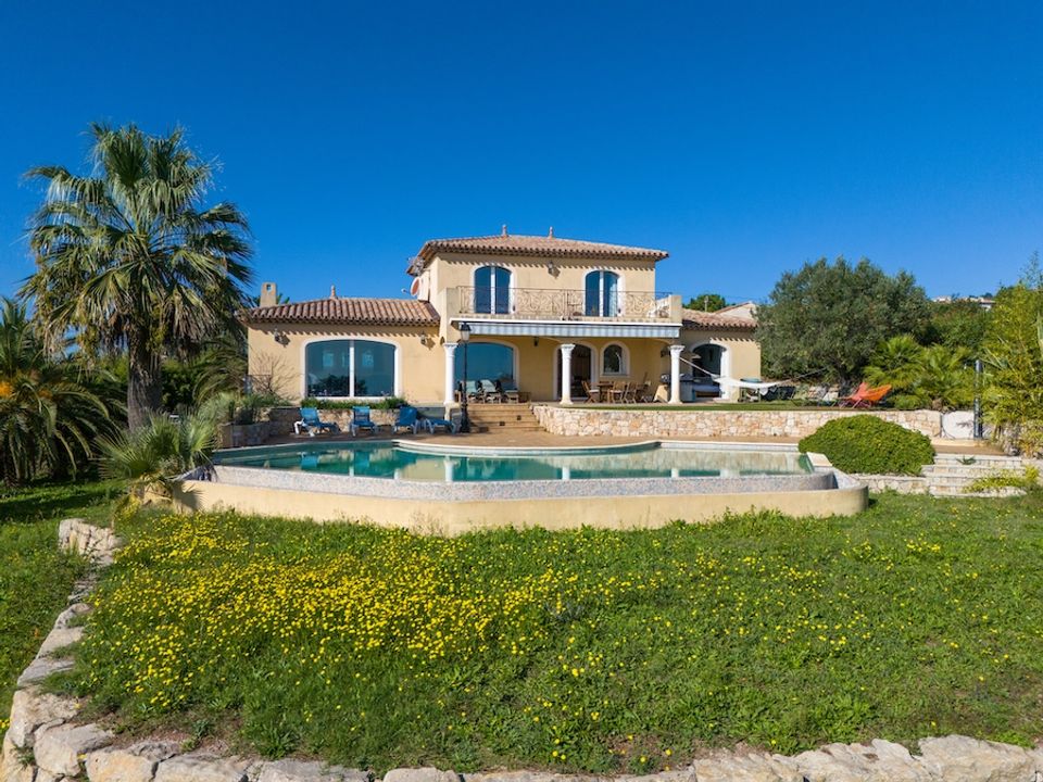 Villa i Les Adrets-de-l'Esterel, Var - foto 1