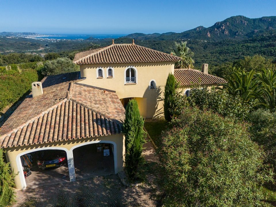 Villa i Les Adrets-de-l'Esterel, Var - foto 4
